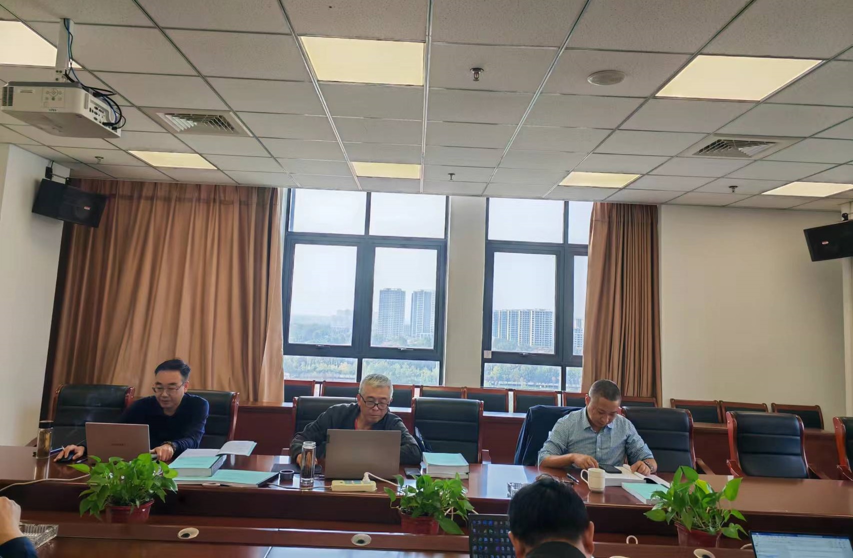 1729064680911323.jpg 2.jpg